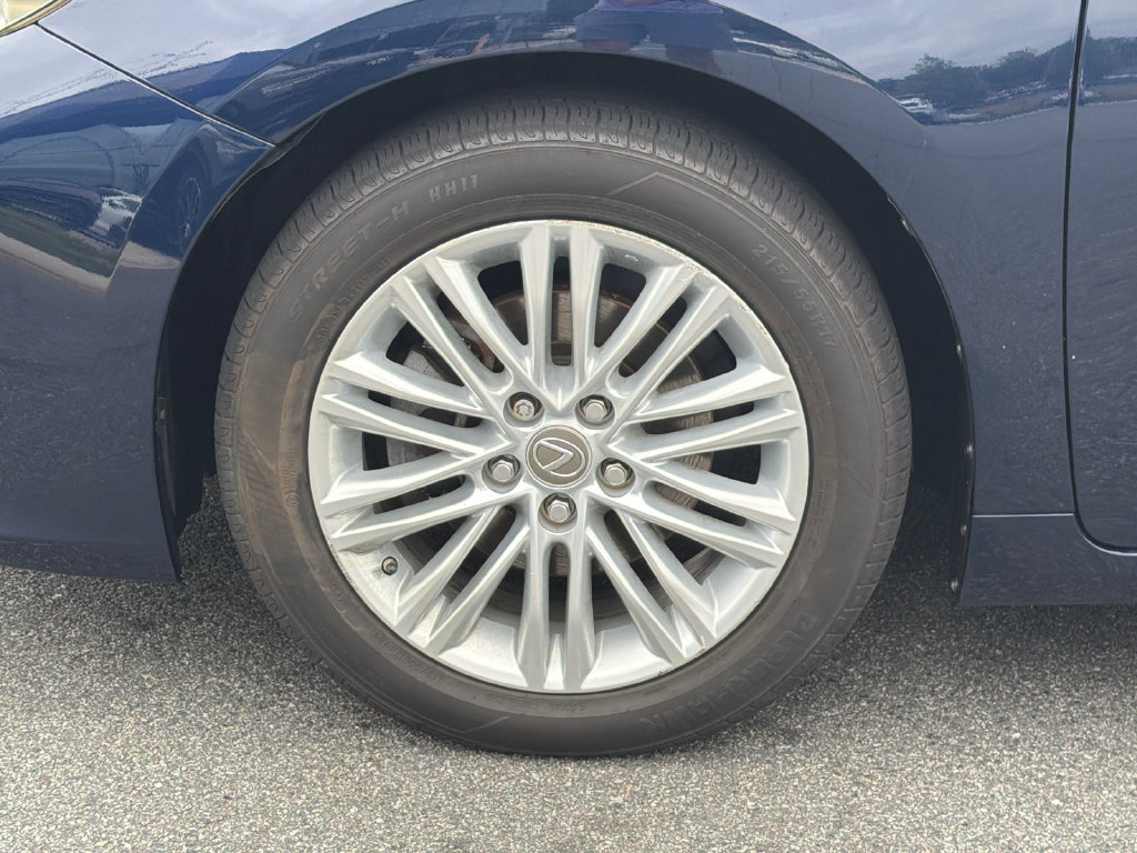 Used 2015 Lexus ES 350 w/ Luxury Package FWD image 13