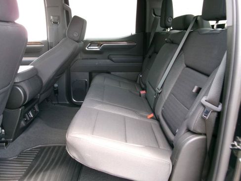 Used 2025 GMC Sierra 1500 Elevation AWD/4WD image 10