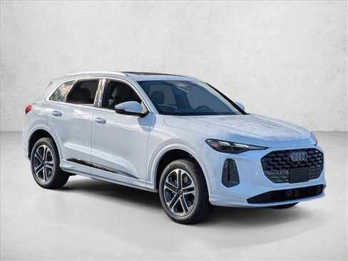 New 2025 Audi Q5 Premium image 5