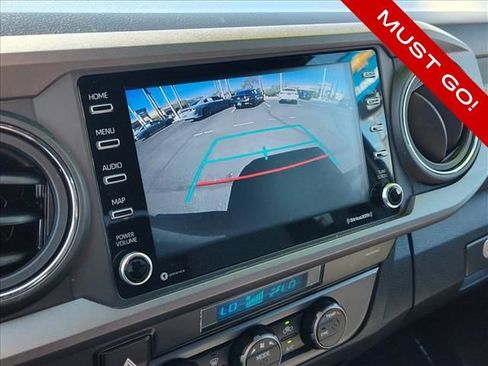 Used 2023 Toyota Tacoma TRD Off-Road AWD/4WD image 18