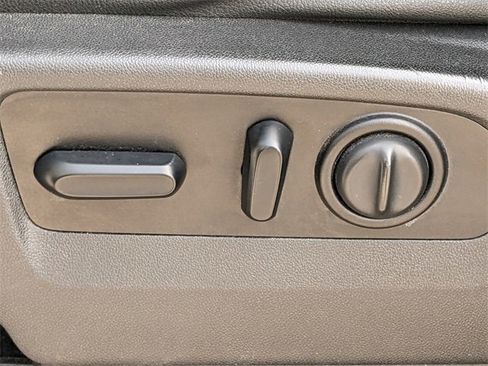 Used 2021 GMC Sierra 1500 AT4 w/ AT4 Value Package image 17