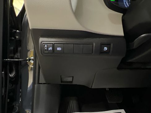 New 2026 Toyota Corolla LE image 18