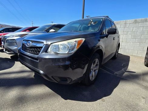 Used 2015 Subaru Forester 2.5i w/ Alloy Wheel Package image 2