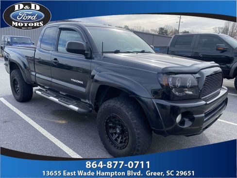 Used 2009 Toyota Tacoma PreRunner image 1