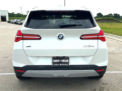 New 2026 BMW X3 xDrive30i w/ Premium Package AWD/4WD image 7