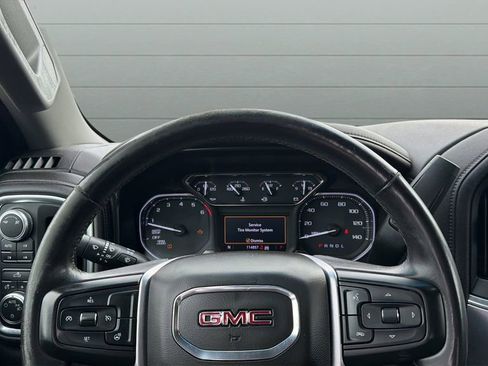 Used 2019 GMC Sierra 1500 SLE w/ SLE Value Package AWD/4WD image 12