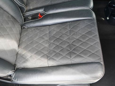 Used 2018 Mercedes-Benz G 550 Squared image 53