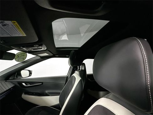 Used 2023 Kia EV6 GT-Line w/ GT-Line Suede Seat Package image 20