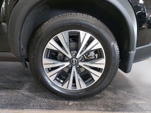 Certified 2023 Nissan Rogue SV AWD/4WD image 32