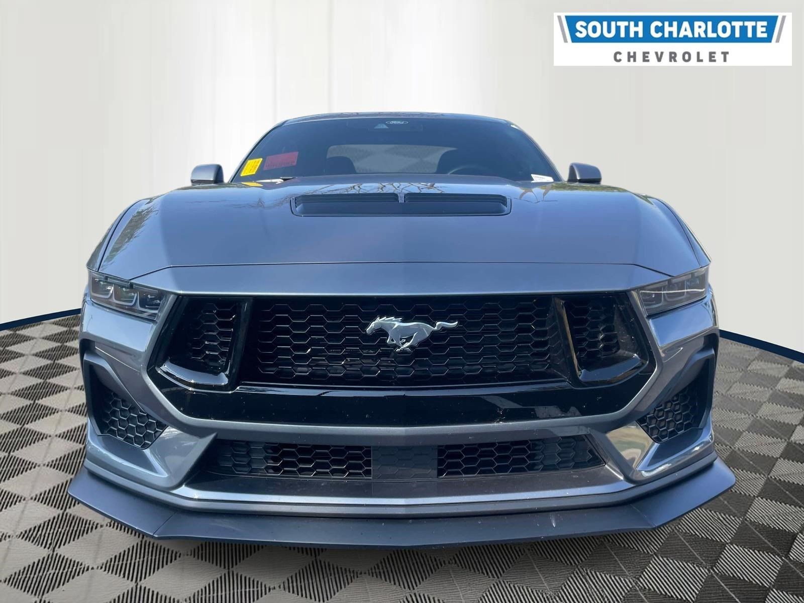 Used 2025 Ford Mustang GT RWD image 2