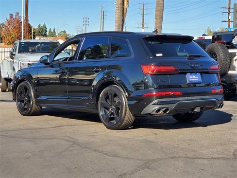 Used 2024 Audi SQ7 Premium Plus image 2