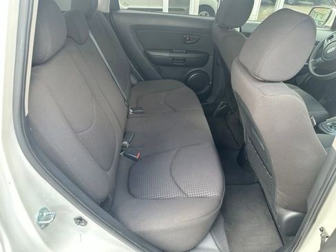 Used 2012 Kia Soul FWD image 18