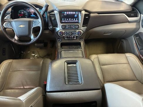 Used 2018 Chevrolet Tahoe Premier image 3