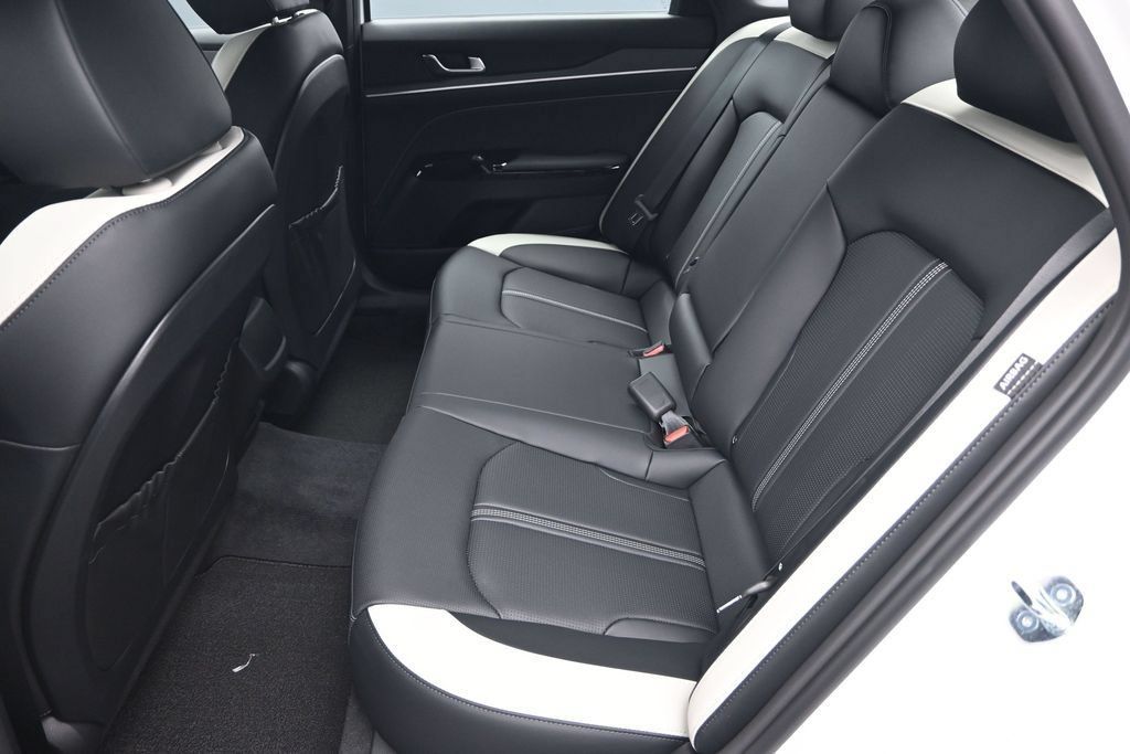 New 2026 Kia K5 GT-Line FWD image 28