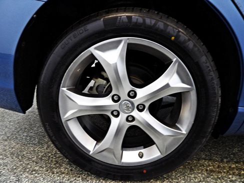 Used 2011 Toyota Venza w/ Leather Pkg FWD image 22