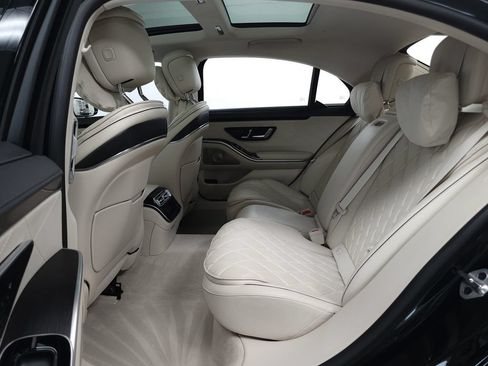 Certified 2023 Mercedes-Benz S 500 4MATIC image 30