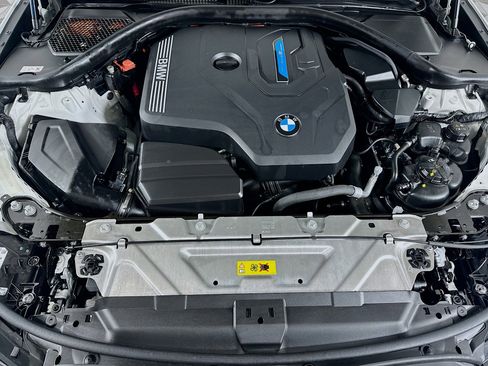 Used 2023 BMW 330e xDrive image 34