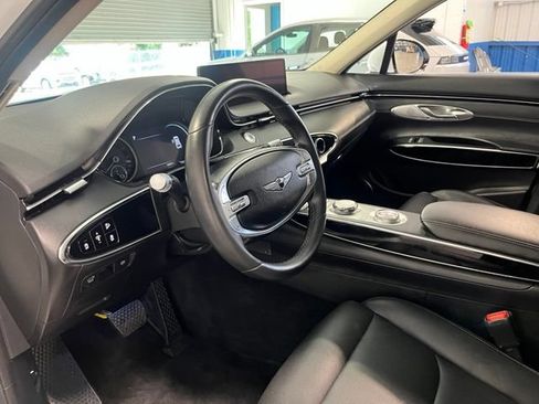 Used 2025 Genesis GV70 2.5T AWD/4WD image 23