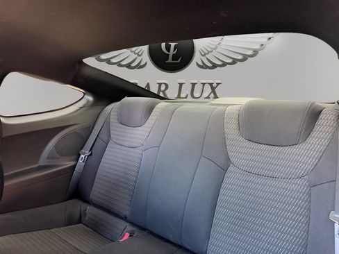 Used 2016 Hyundai Genesis 3.8 RWD image 13