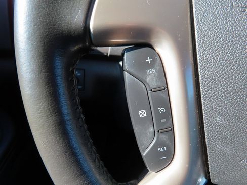 Used 2014 GMC Acadia Denali image 18