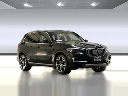Used 2023 BMW X5 sDrive40i w/ Climate Comfort Package image 6