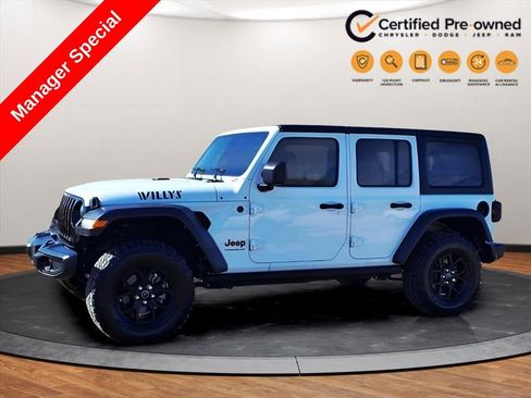 Used 2024 Jeep Wrangler Unlimited Sport AWD/4WD image 16