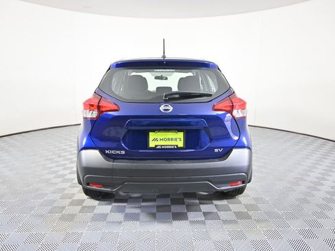 Used 2018 Nissan Kicks SV FWD image 5