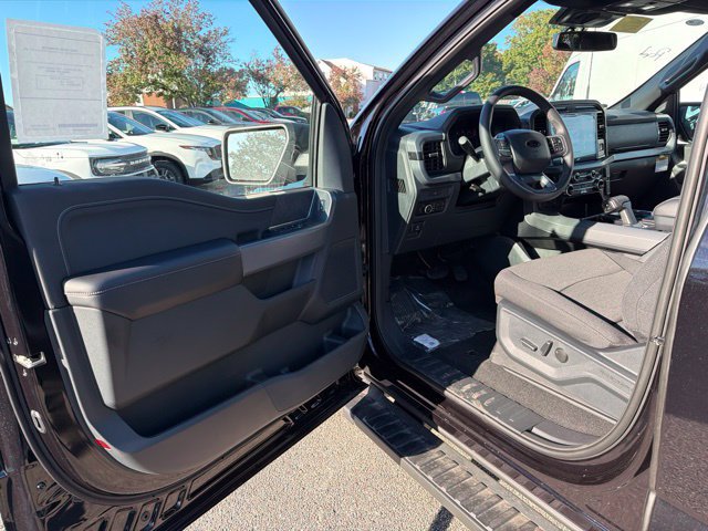 New 2026 Ford F150 XLT w/ Equipment Group 302A MID AWD/4WD image 13