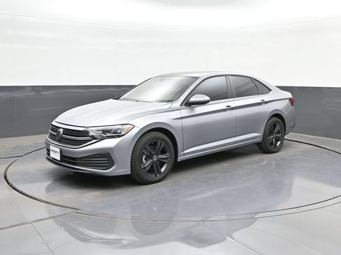 Used 2023 Volkswagen Jetta SE FWD image 30