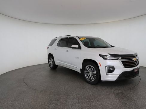 Used 2024 Chevrolet Traverse High Country image 27