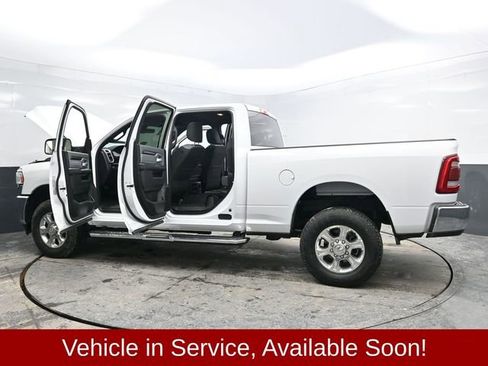 Used 2022 RAM 2500 Big Horn w/ Level 1 Equipment Group image 40