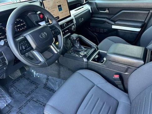 Used 2024 Toyota Tacoma TRD Off-Road w/ TRD Off Road Upgrade Package AWD/4WD image 12