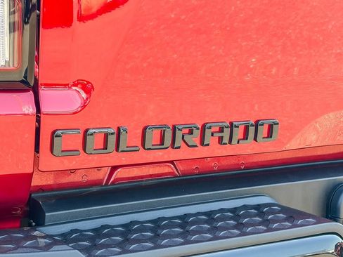 Certified 2023 Chevrolet Colorado Trail Boss w/ Advanced Trailering Package AWD/4WD image 9