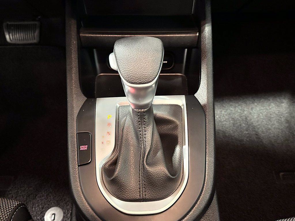Used 2023 Kia Forte LXS FWD image 29