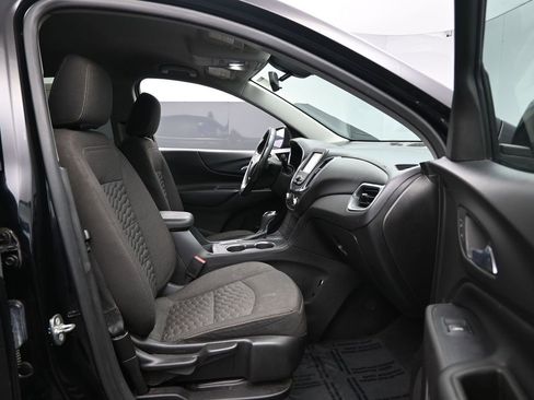 Used 2018 Chevrolet Equinox LT image 31