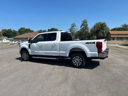 Used 2022 Ford F250 Lariat w/ Lariat Value Package AWD/4WD image 5