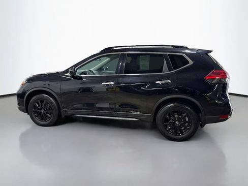 Used 2017 Nissan Rogue SV w/ Midnight Edition AWD/4WD image 9
