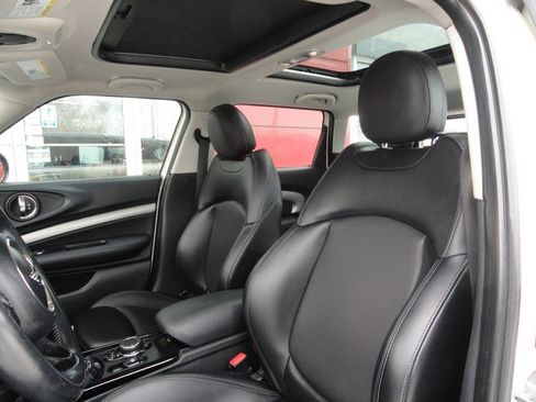 Used 2017 MINI Cooper Clubman S image 11