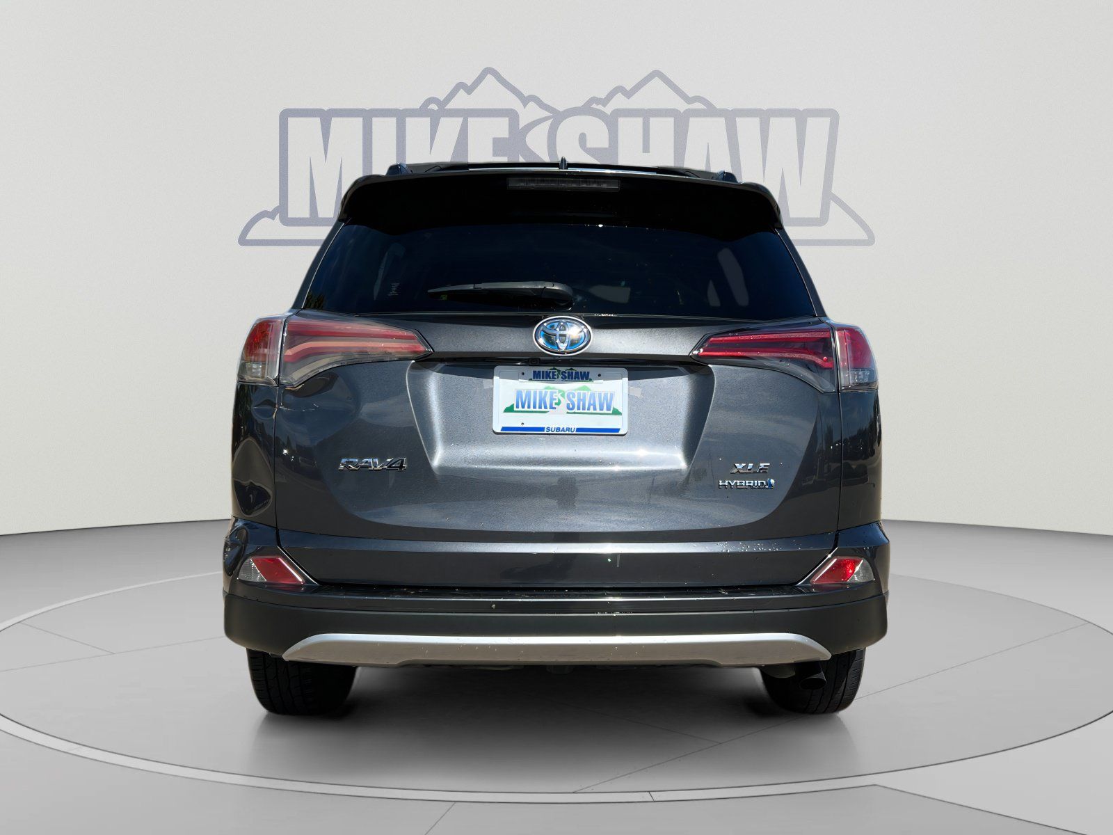 Used 2016 Toyota RAV4 XLE AWD/4WD image 4