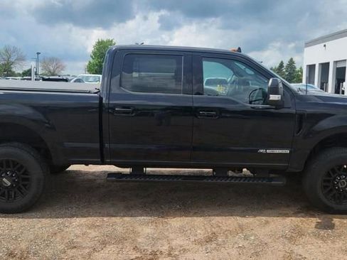 Used 2019 Ford F250 Lariat w/ Lariat Ultimate Package AWD/4WD image 3