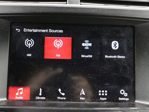 Used 2019 Ford Explorer XLT w/ Equipment Group 202A image 28