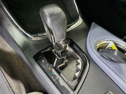 Used 2013 Toyota Avalon Limited FWD image 19