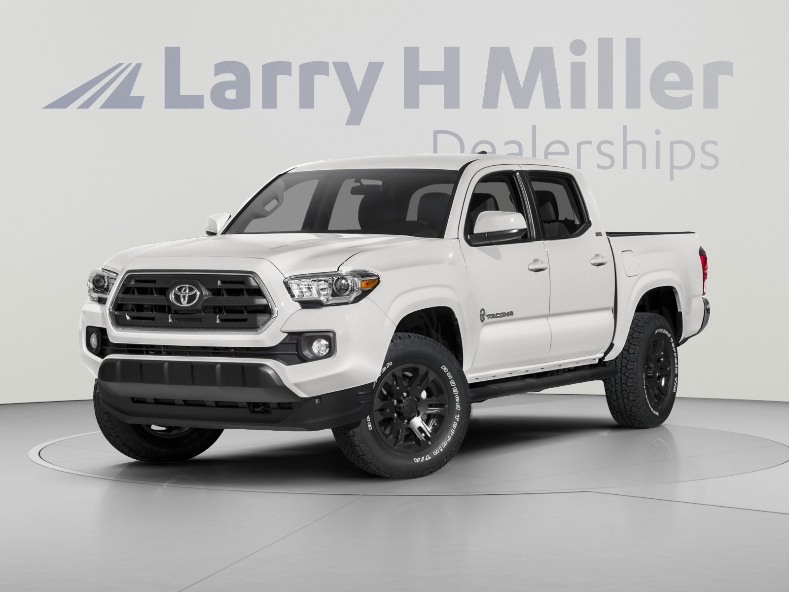 Used 2017 Toyota Tacoma SR5 w/ Tow Package AWD/4WD image 1