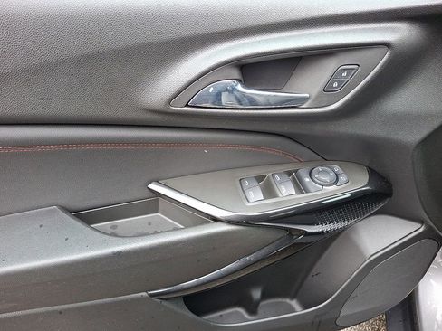 Used 2024 Chevrolet Trax RS w/ Driver Confidence Package image 17