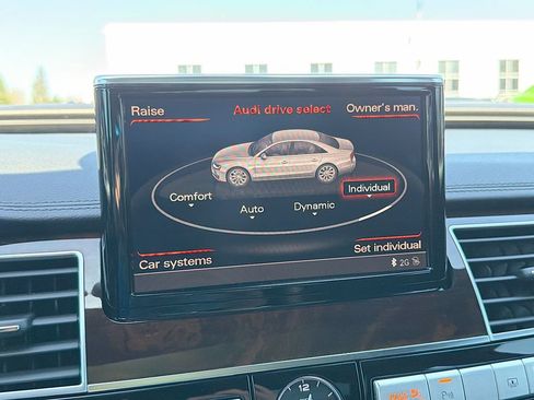 Used 2016 Audi A8 L 4.0T image 34