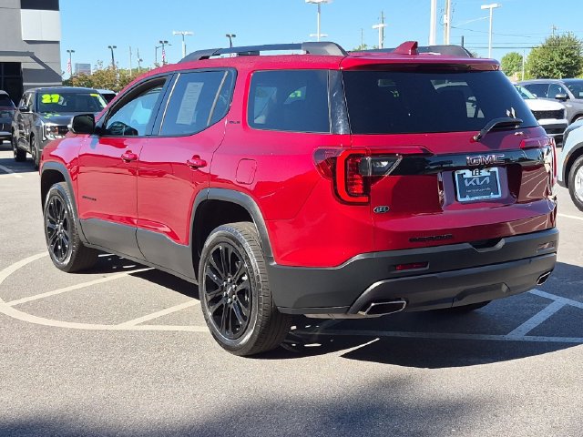 Used 2023 GMC Acadia SLE w/ Driver Convenience Package FWD image 5