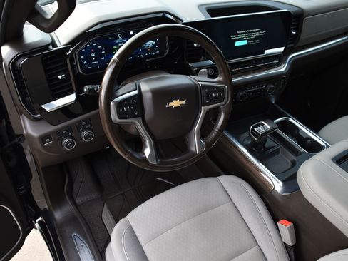 Used 2022 Chevrolet Silverado 1500 LT w/ Max Trailering Package image 17