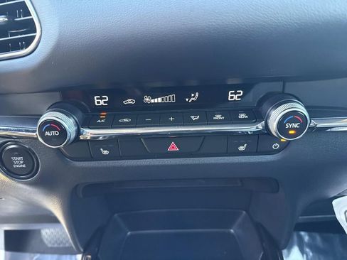 Certified 2025 MAZDA CX-30 AWD 2.5 S w/ Preferred Package image 32