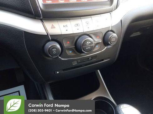 Used 2018 Dodge Journey GT w/ Driver Convenience Group image 17