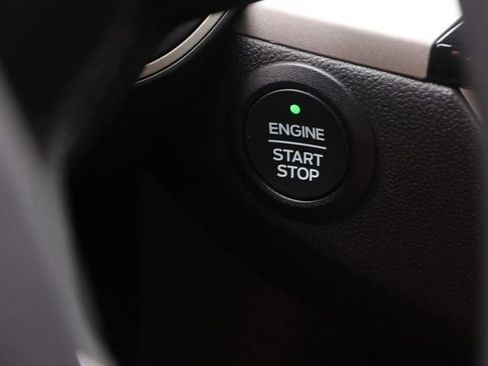 Used 2022 Ford Escape SE FWD image 14